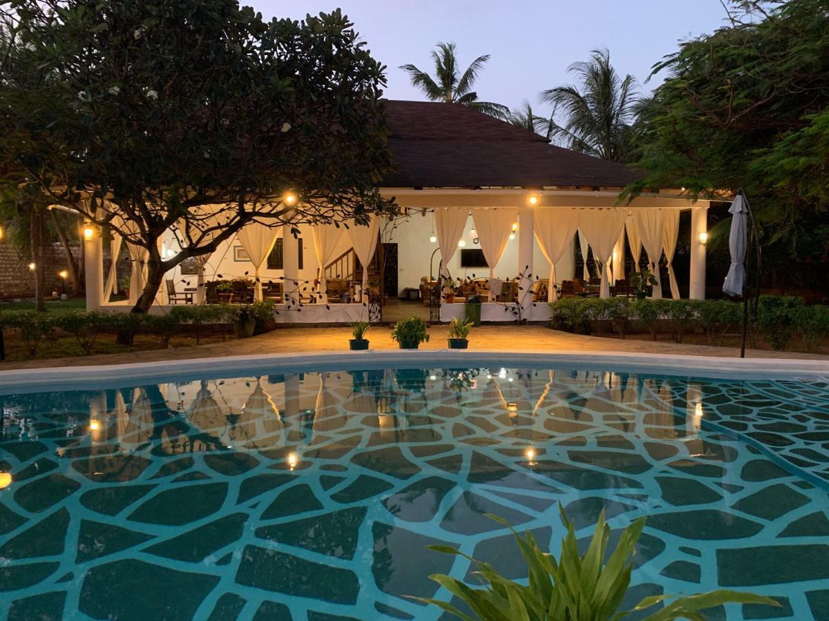 Villa Ameera Malindi Luaran gambar